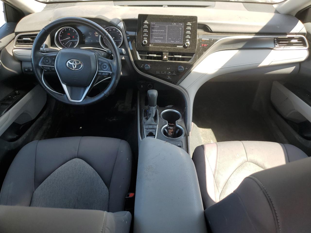 2022 Toyota Camry Le VIN: 4T1C11BKXNU052195 Lot: 54132355