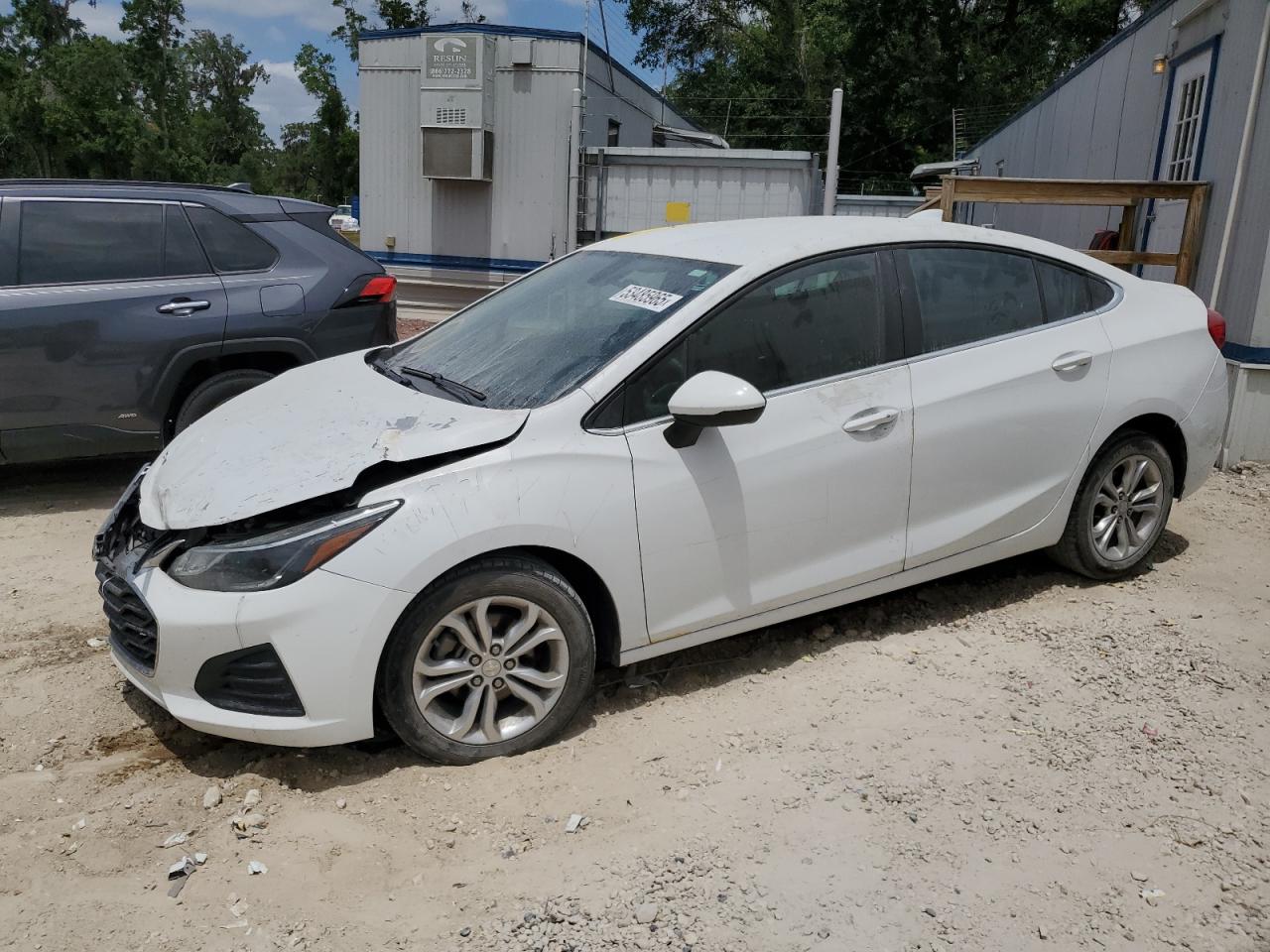 2019 Chevrolet Cruze Lt for Sale in Ocala, FL - Front End