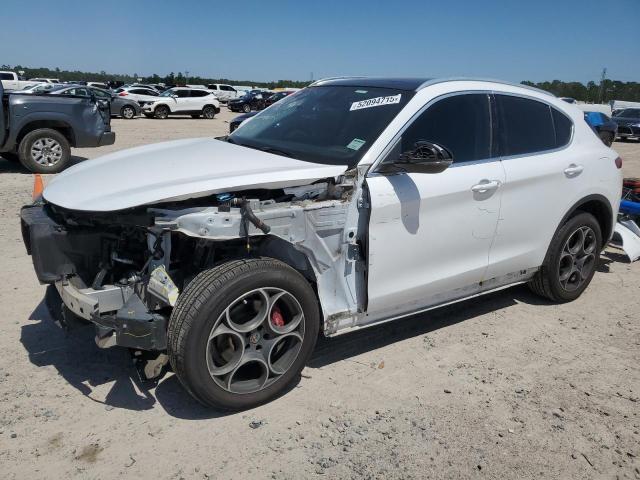 2018 Alfa Romeo Stelvio Ti