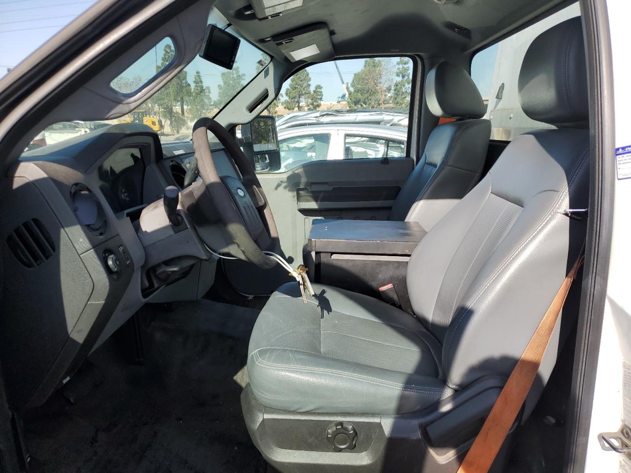 2013 Ford F350 Super Duty VIN: 1FDRF3A68DEB92492 Lot: 52358195