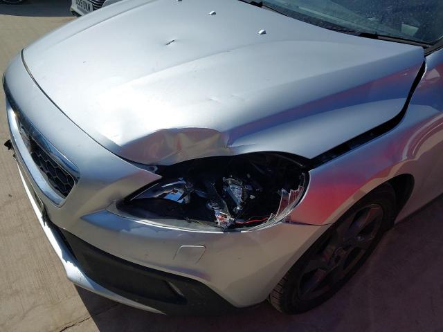 2015 VOLVO V40 CROSS