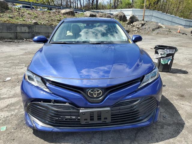  TOYOTA CAMRY 2018 Синий