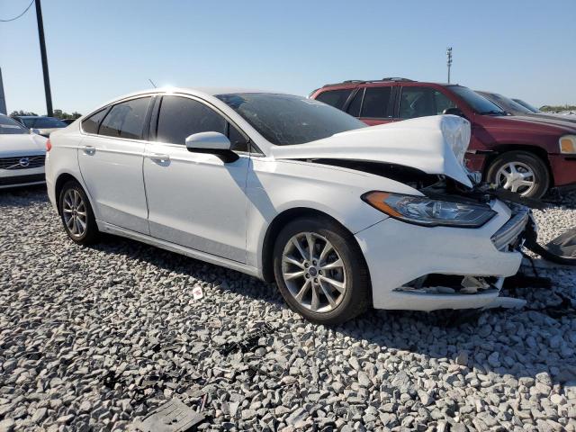  FORD FUSION 2017 Biały