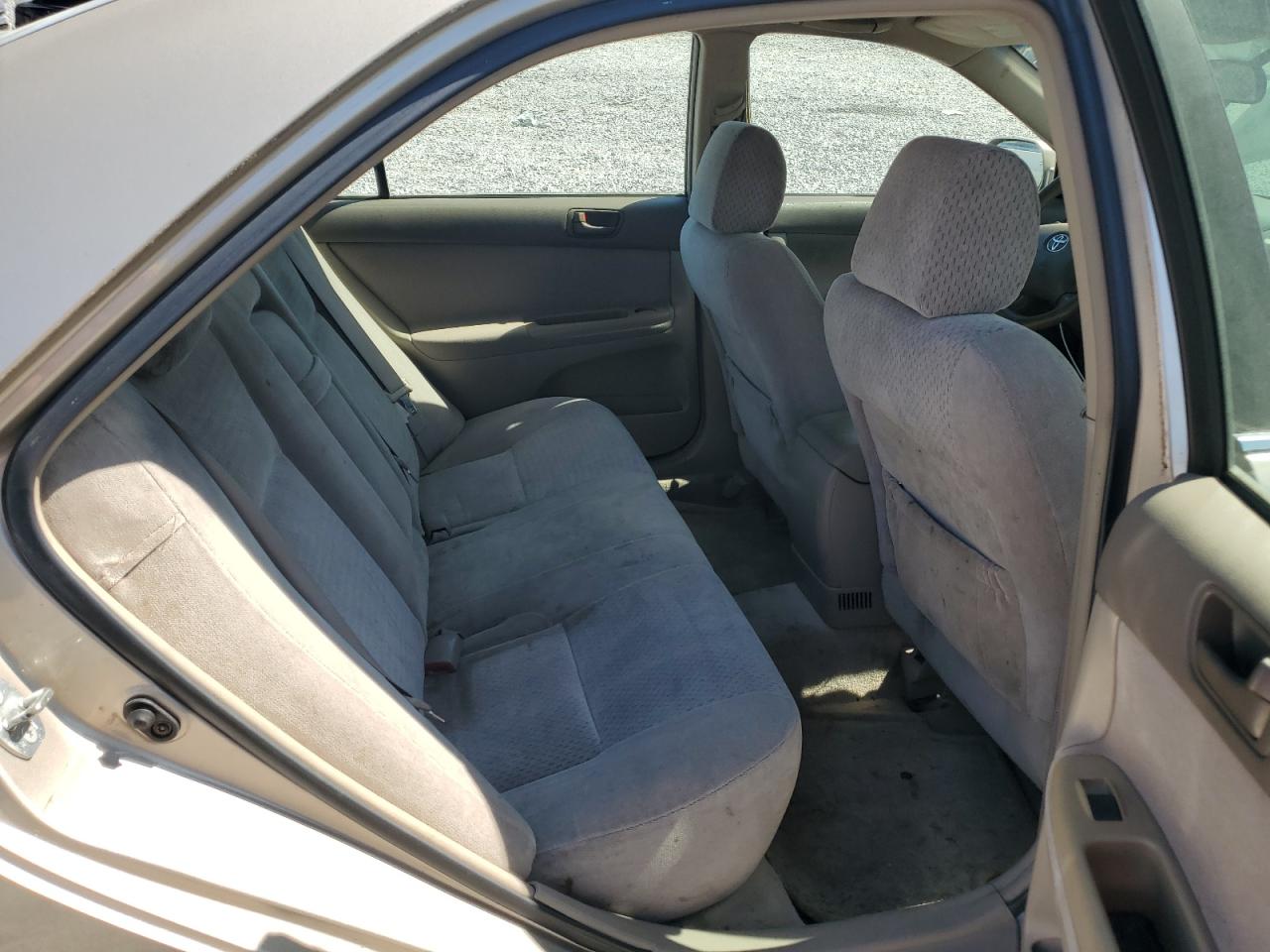 2004 Toyota Camry Le VIN: 4T1BE32K04U285870 Lot: 52414695