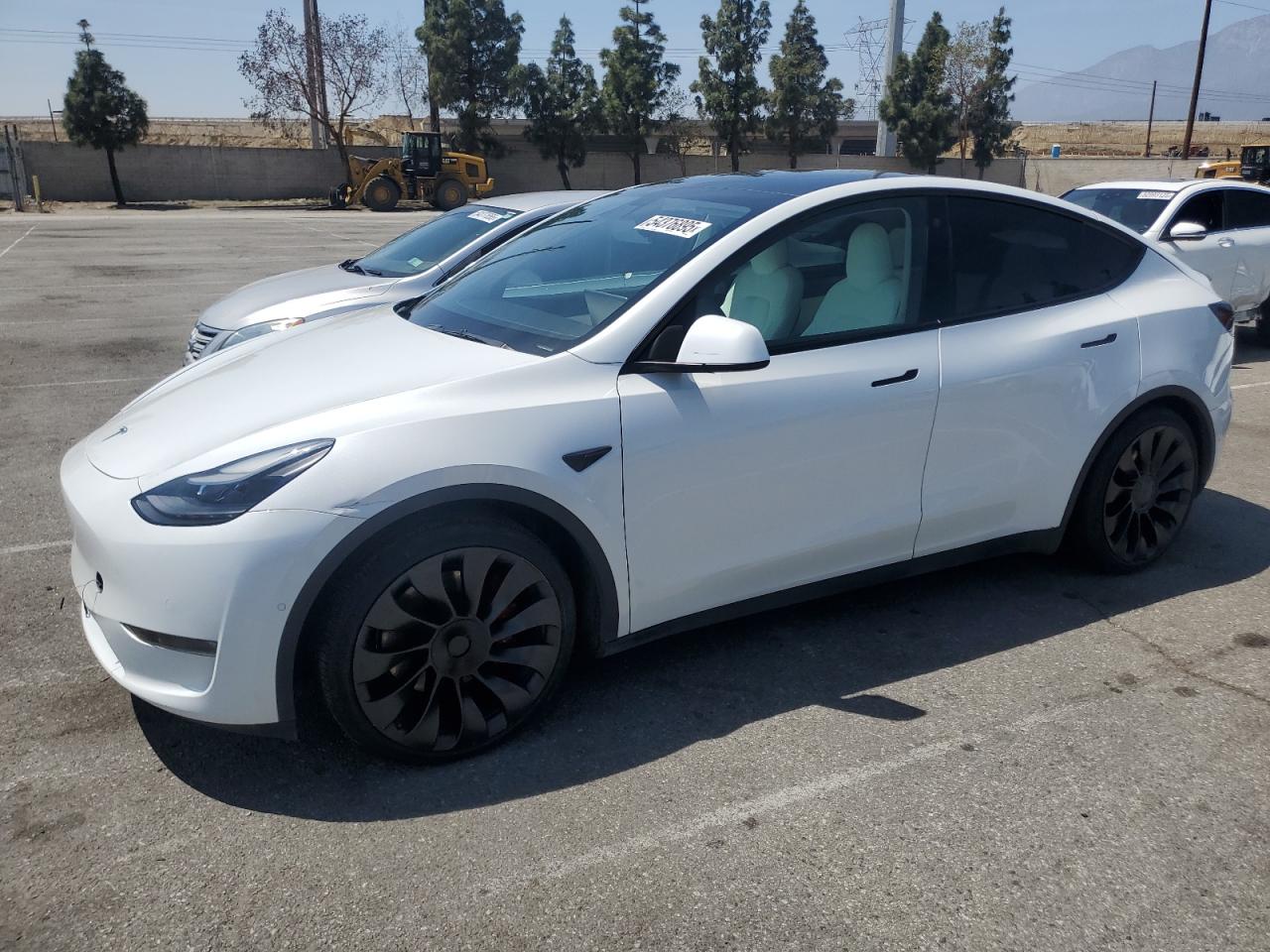 2022 Tesla Model Y للبيع في Rancho Cucamonga، CA - Minor Dent/Scratches