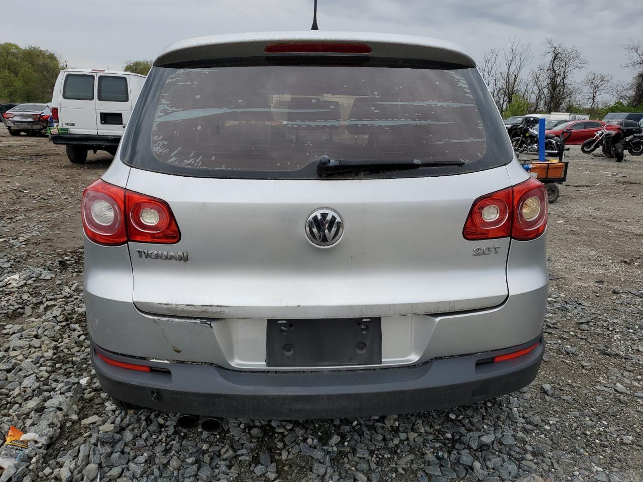 2011 Volkswagen Tiguan S VIN: WVGAV7AX8BW522154 Lot: 53180775