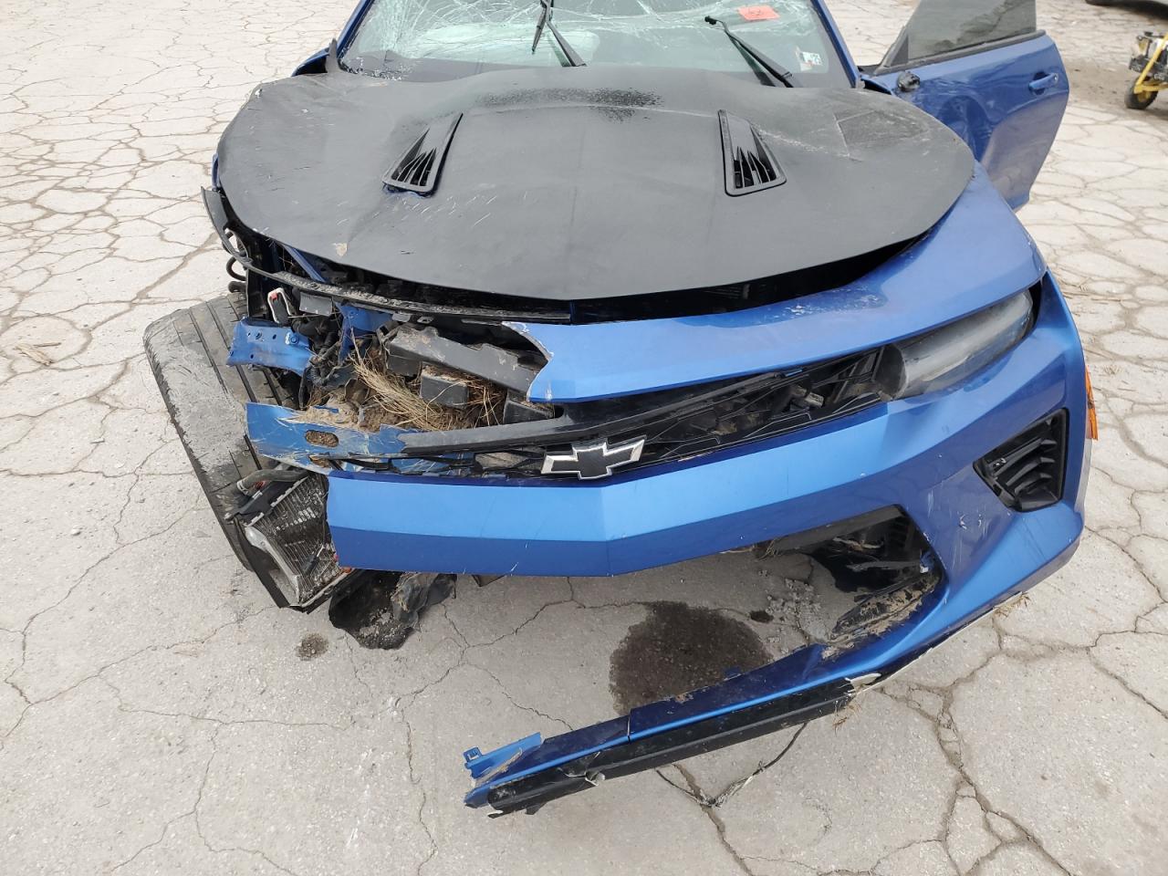 1g1fe1r75j0112174 1G1FE1R75J0112174 2018 Chevrolet Camaro Ss