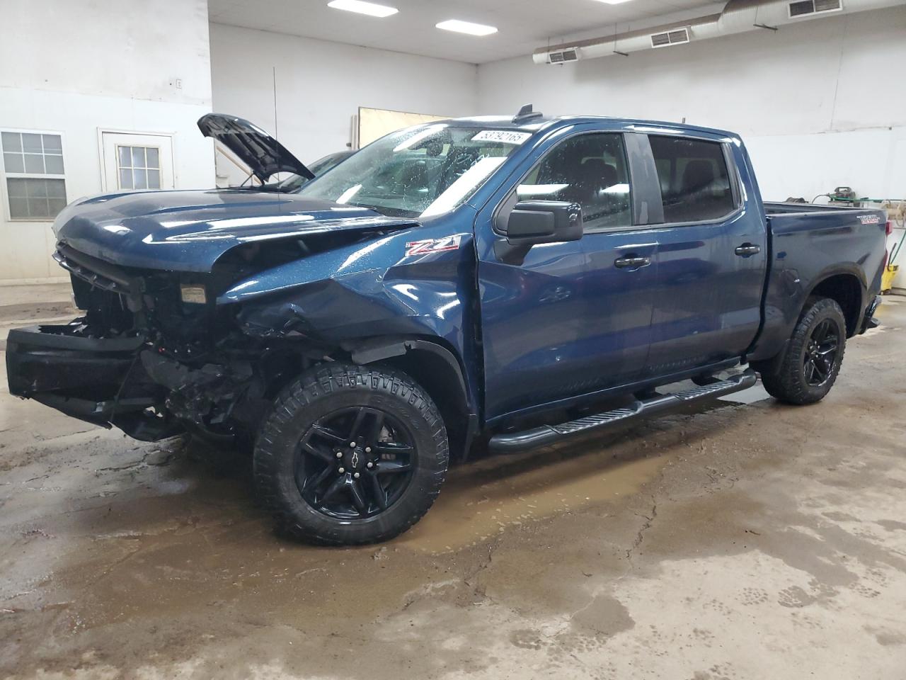 Davison, MI에서 판매 중인 2019 Chevrolet Silverado K1500 Lt Trail Boss - Front End