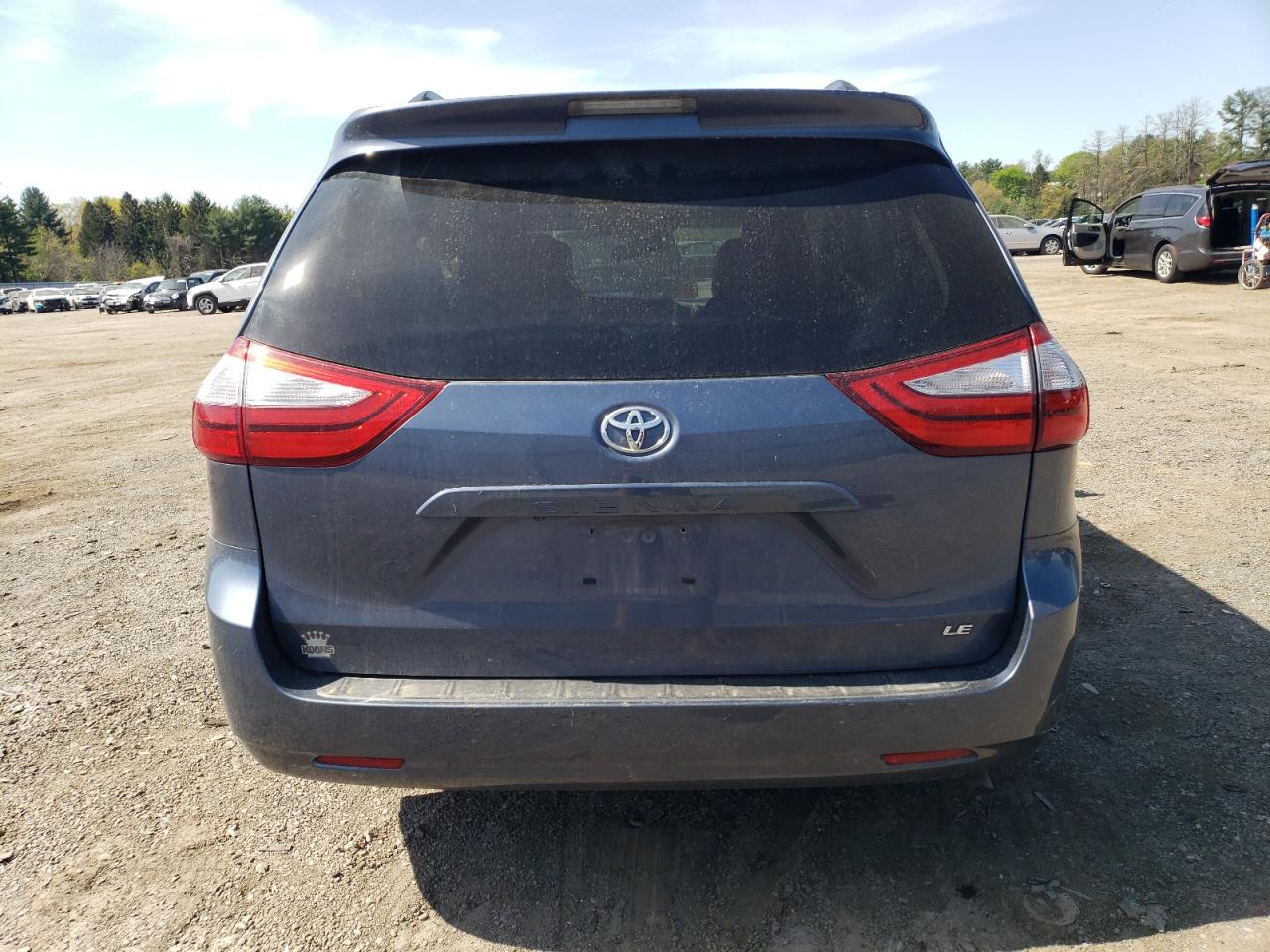 2016 Toyota Sienna Le VIN: 5TDKK3DC4GS721552 Lot: 54217865