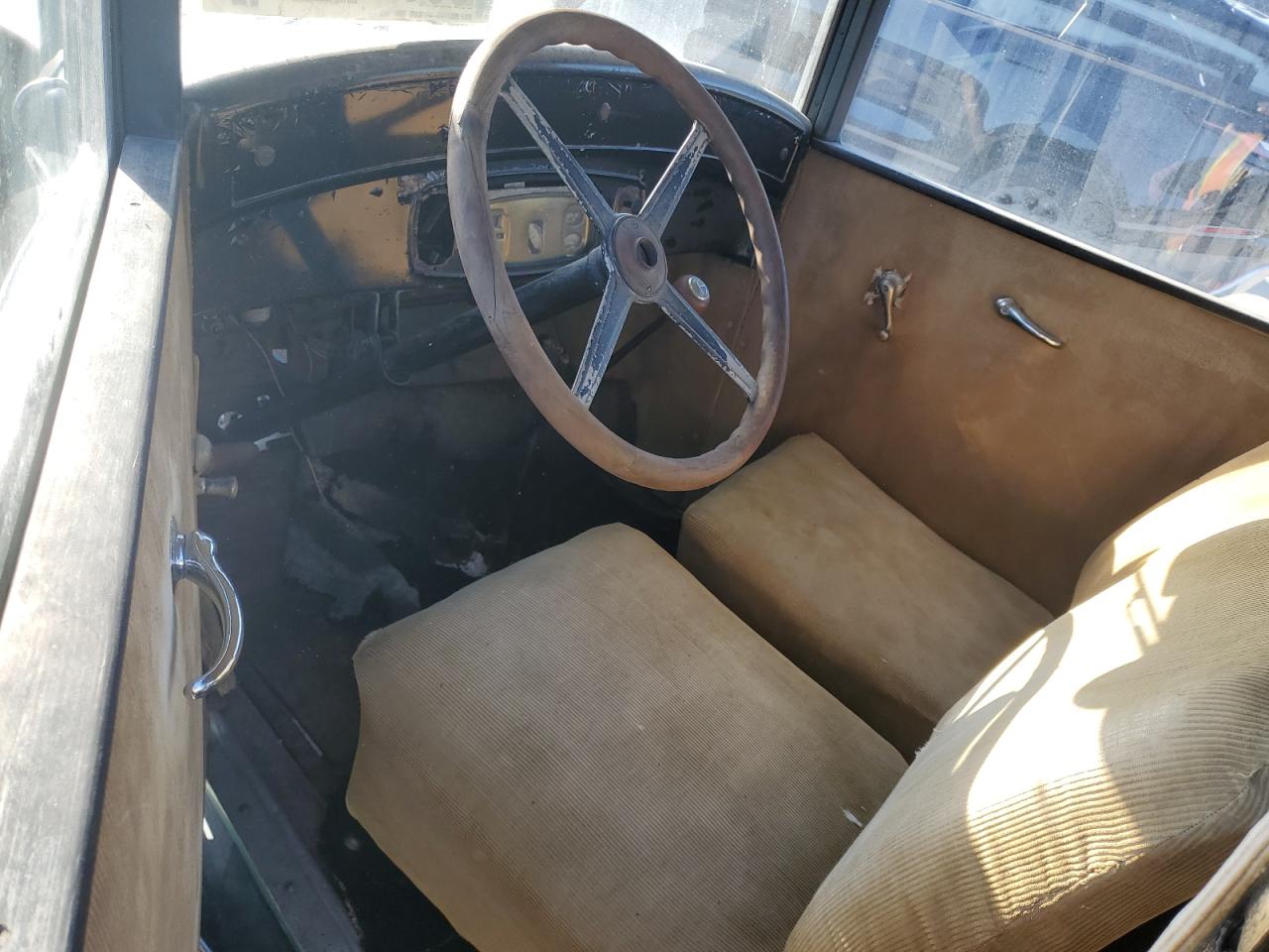 1928 Pontiac Sedan VIN: 34396928 Lot: 51821075