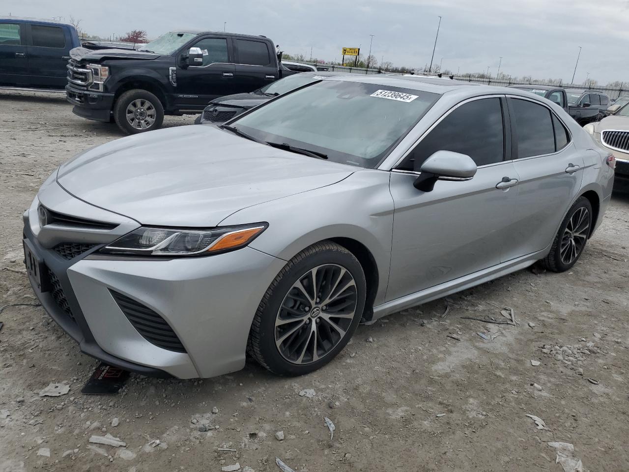 2018 Toyota Camry L продається в Cahokia Heights, IL - Hail