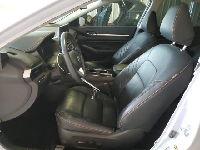  NISSAN ALTIMA 2024 Kremowy