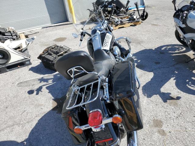 2011 HARLEY-DAVIDSON FLHR 