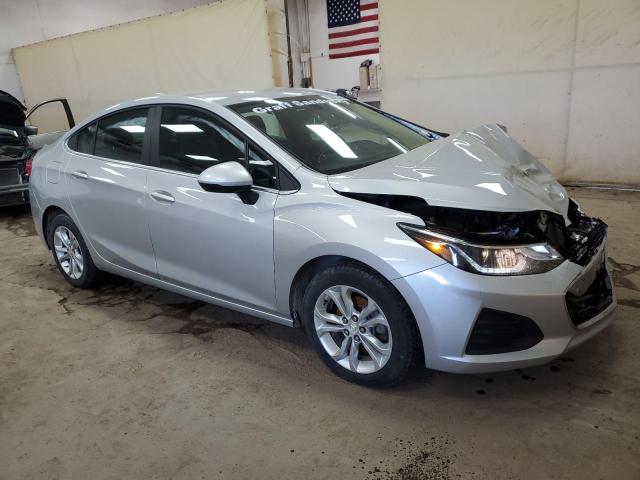  CHEVROLET CRUZE 2019 Серебристый