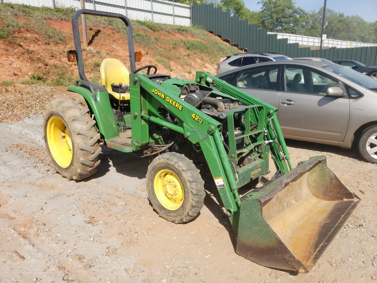 1999 John Deere 4300 Tractor იყიდება Spartanburg-ში, SC - Top/Roof