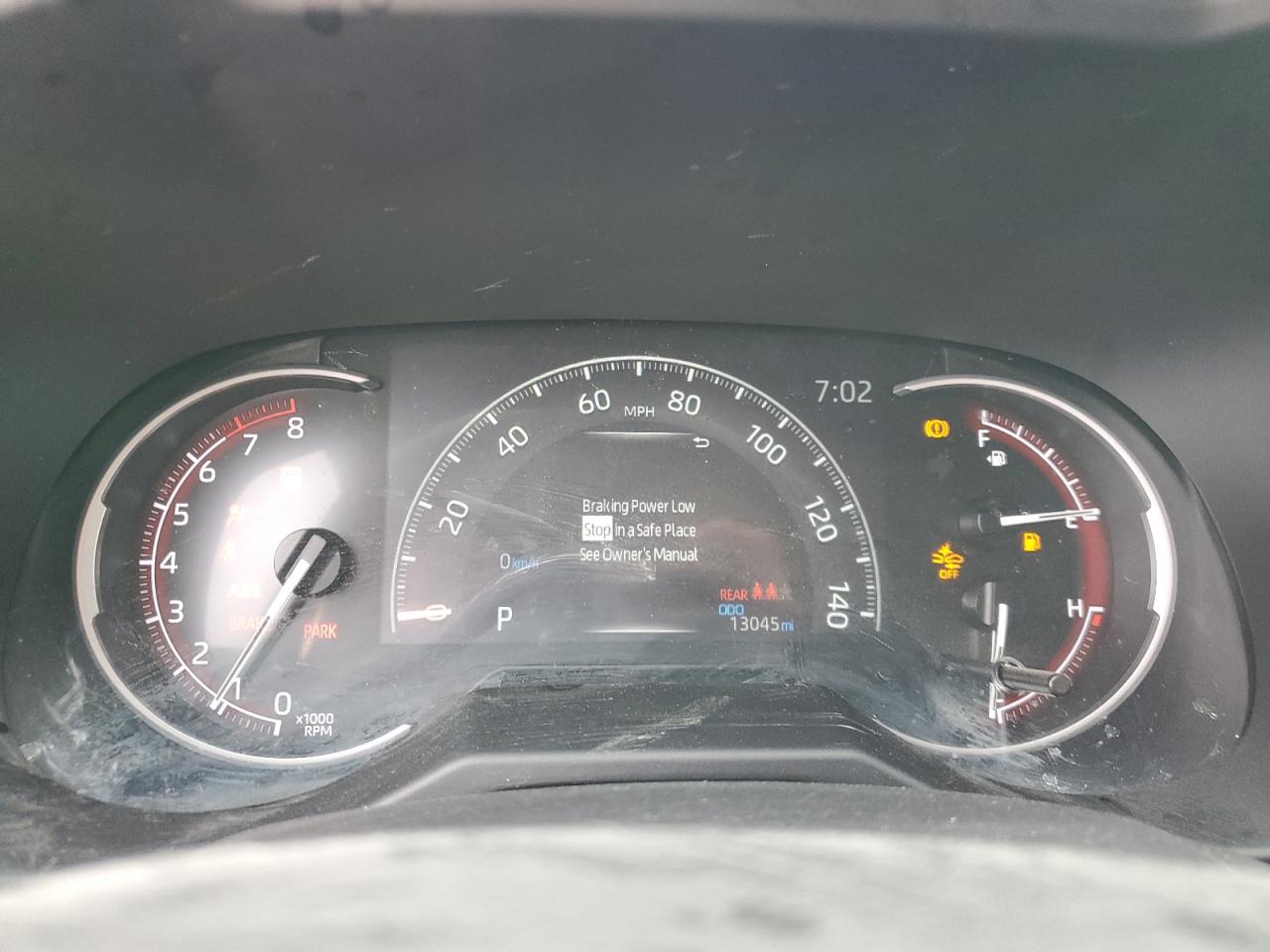 2024 Toyota RAV 4 - Image 9