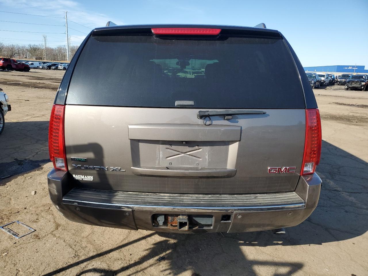 2012 GMC Yukon Xl Denali VIN: 1GKS2MEF6CR211537 Lot: 51685815