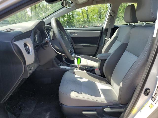  TOYOTA COROLLA 2017 Серебристый