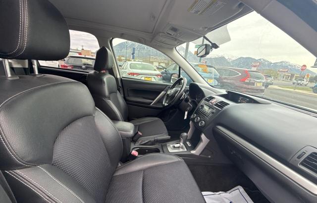 Parquets SUBARU FORESTER 2014 Biały