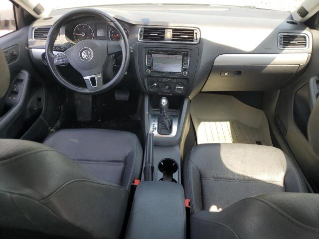  VOLKSWAGEN JETTA 2012 Srebrny