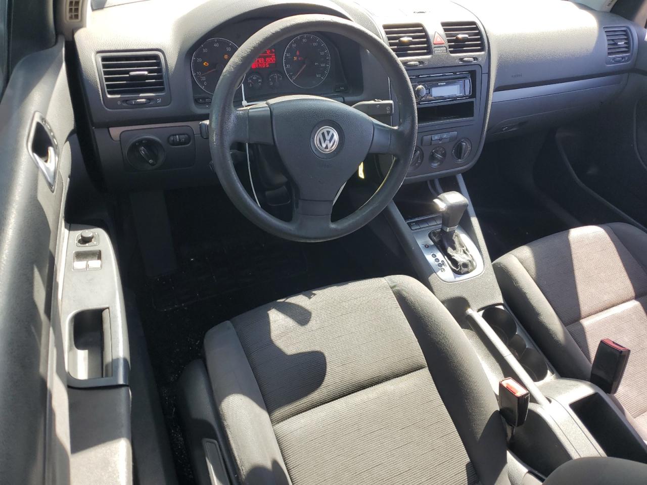 2007 Volkswagen Rabbit VIN: WVWBR71K77W058072 Lot: 52003305