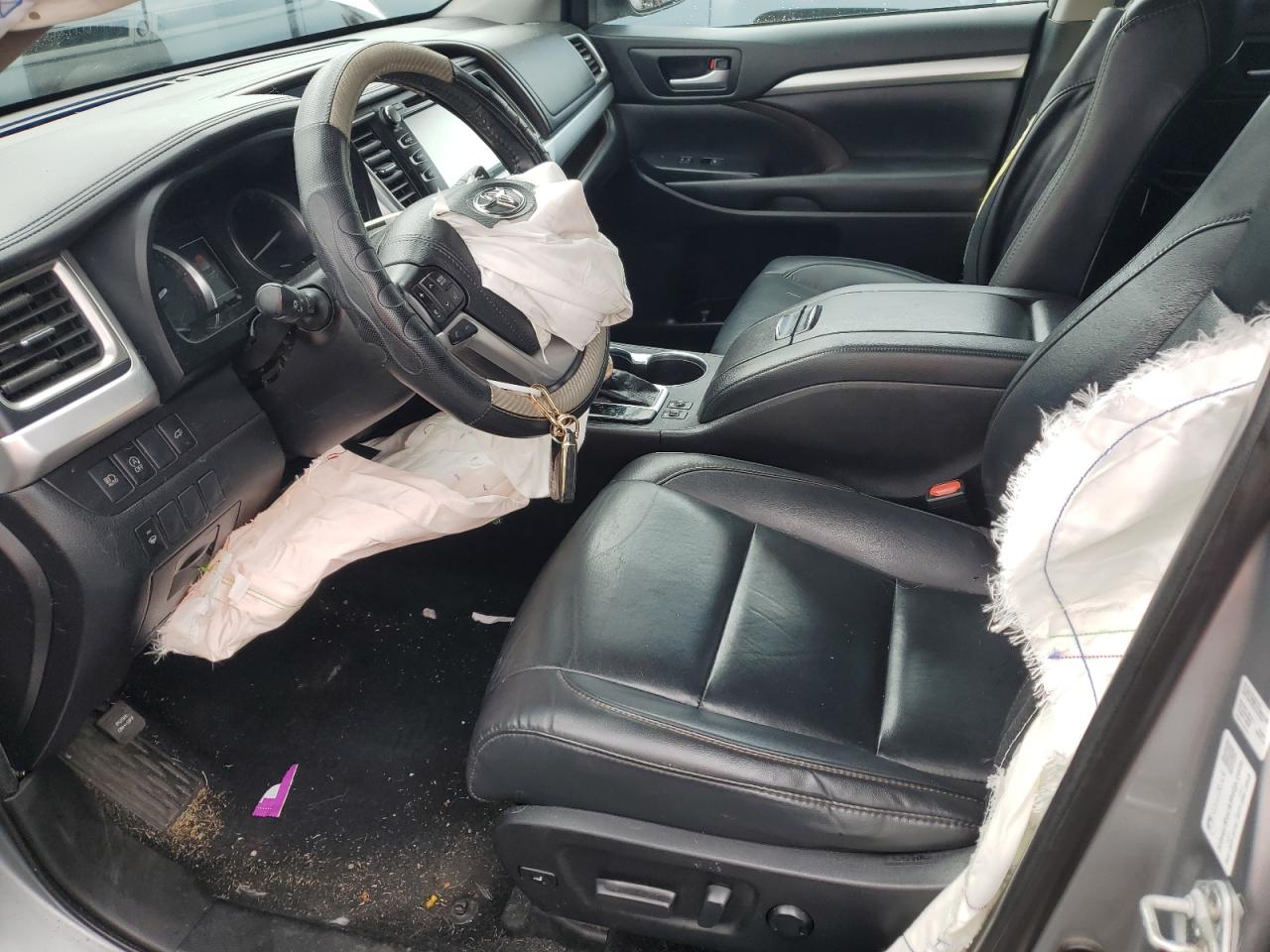 5tdjzrfh0ks593872 5TDJZRFH0KS593872 2019 Toyota Highlander Se