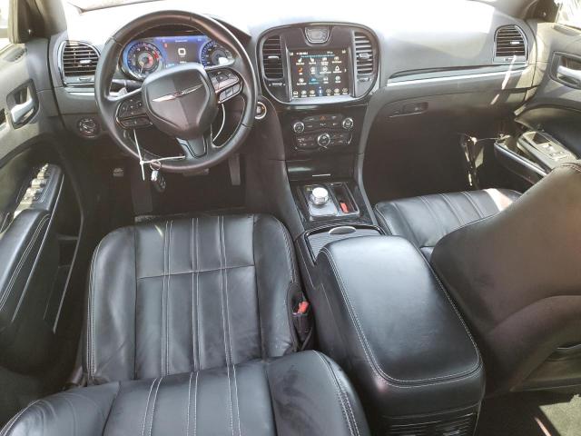  CHRYSLER 300 2022 Черный