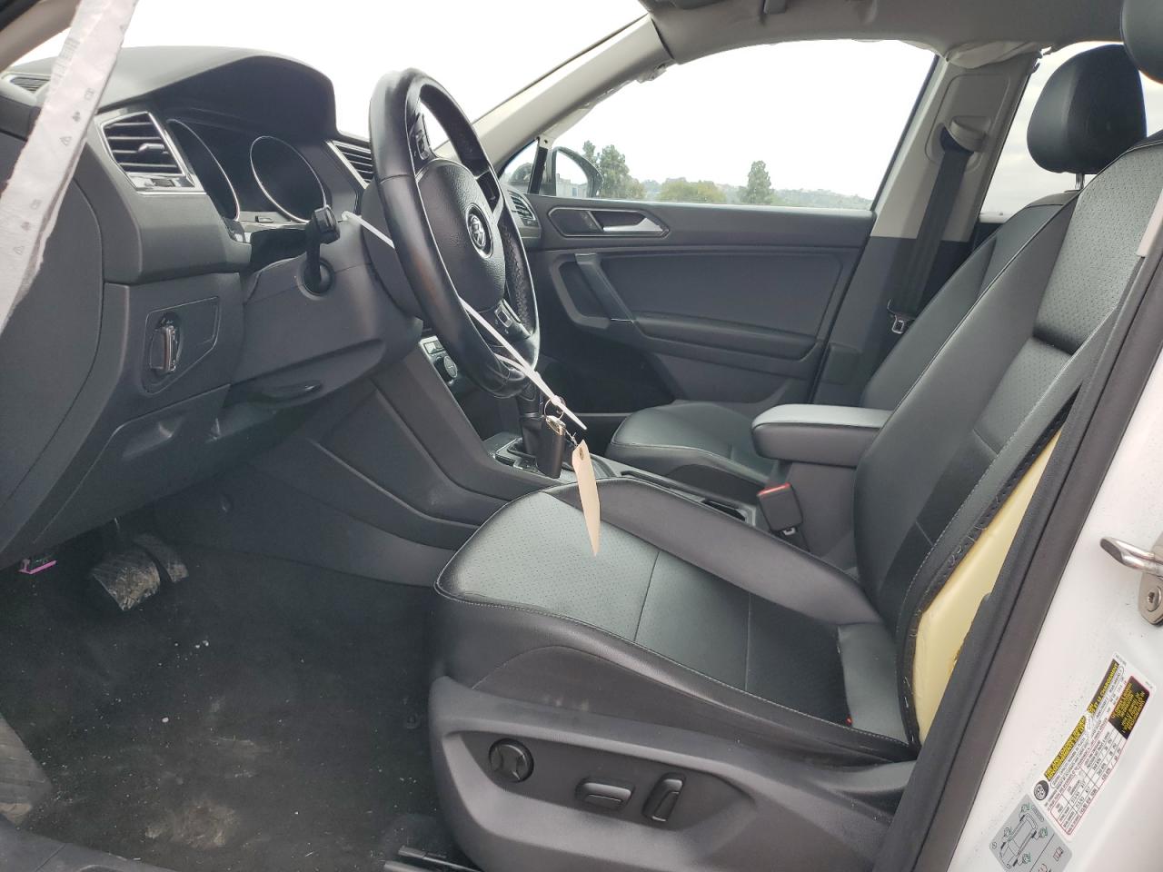 2018 Volkswagen Tiguan Se VIN: 3VV3B7AXXJM216160 Lot: 53657955