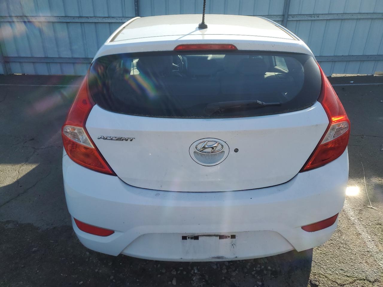 2014 Hyundai Accent Gls VIN: KMHCT5AE9EU17288 Lot: 52050585