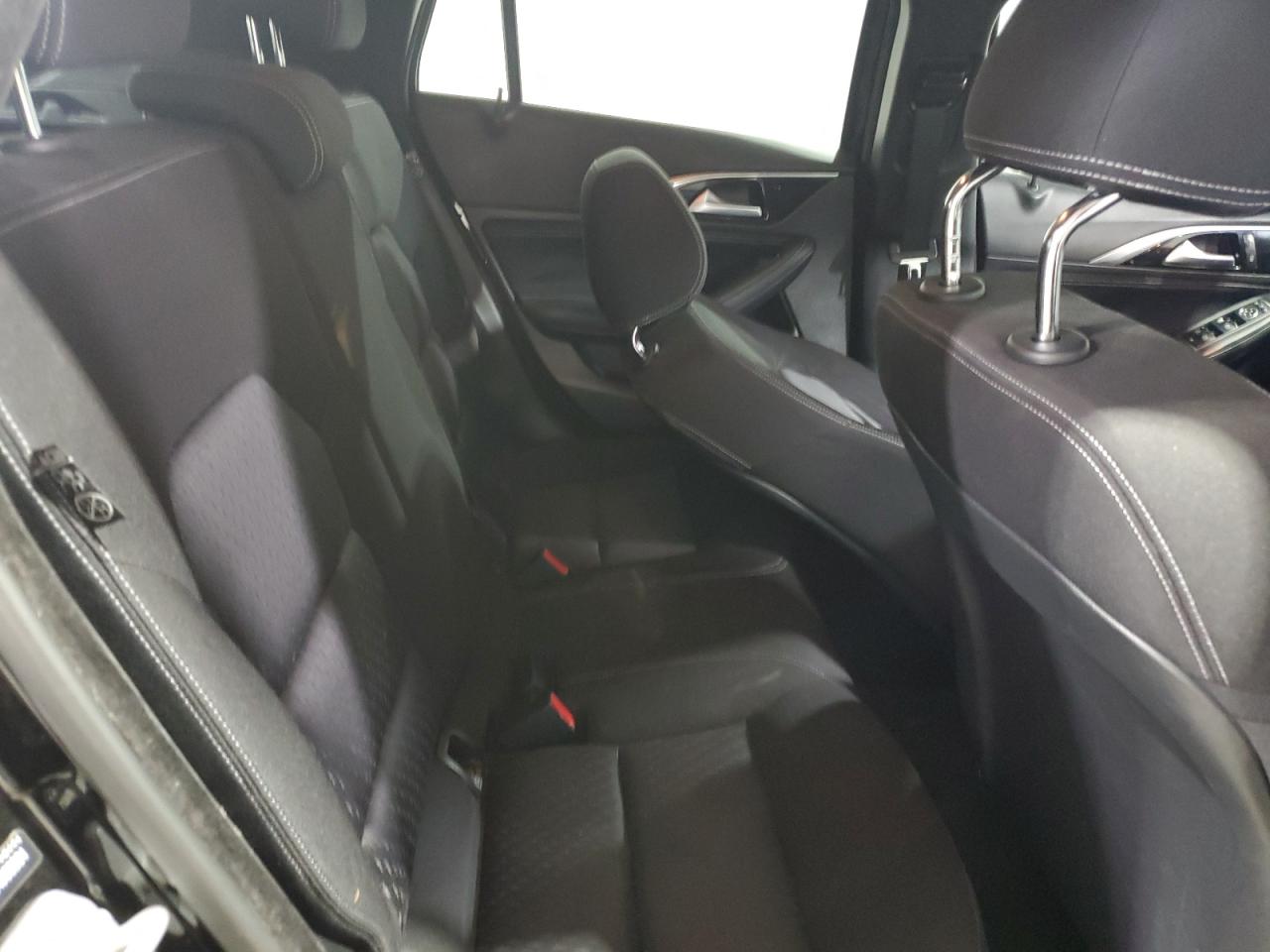 2018 Infiniti Qx30 Base VIN: SJKCH5CP5JA053801 Lot: 54936375