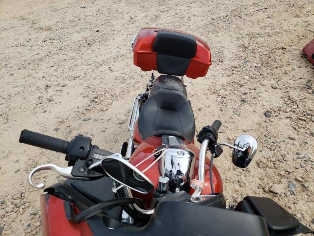  HARLEY-DAVIDSON FL 2013 Оранжевий