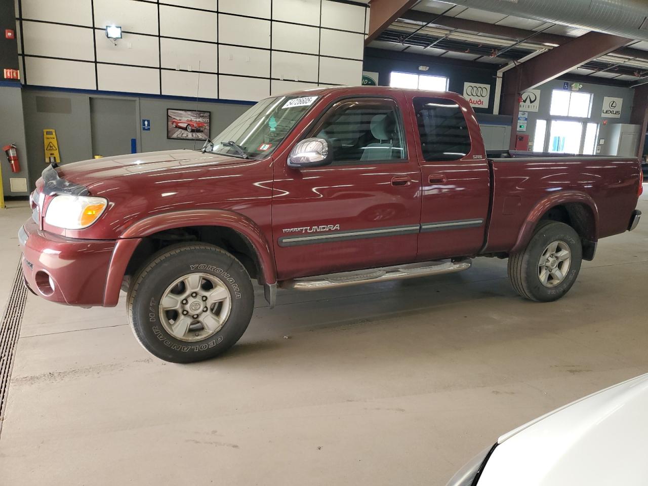 2005 Toyota Tundra Access Cab Sr5 იყიდება East Granby-ში, CT - Minor Dent/Scratches
