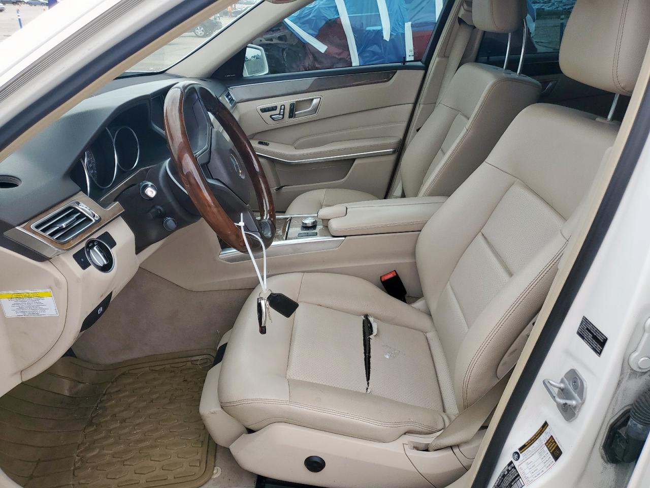 2014 Mercedes-Benz E 350 VIN: WDDHF5KB8EA853525 Lot: 55132715