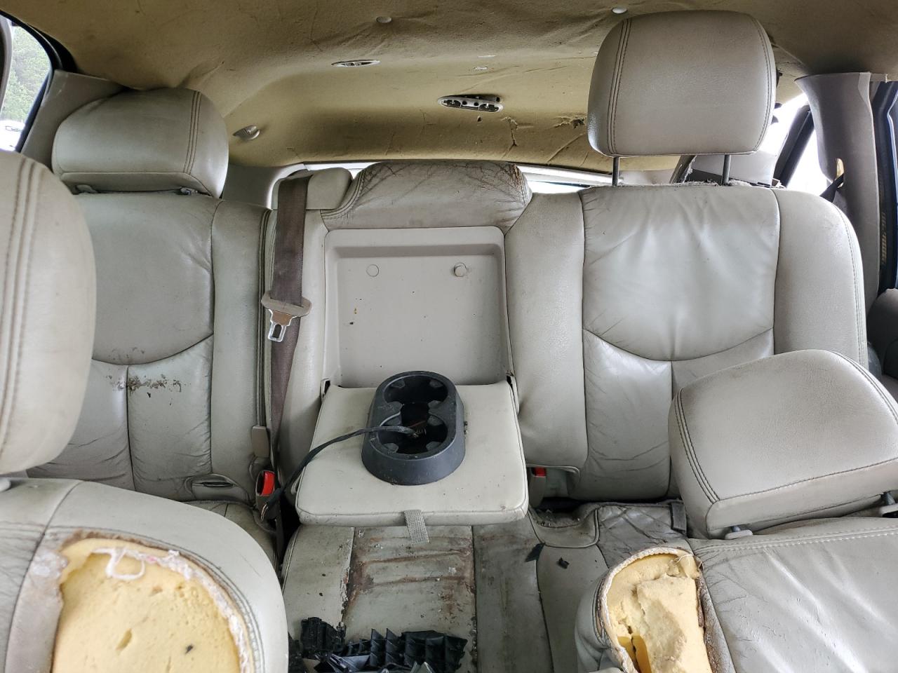 2004 GMC Yukon VIN: 1GKEC13V04R318555 Lot: 51705705