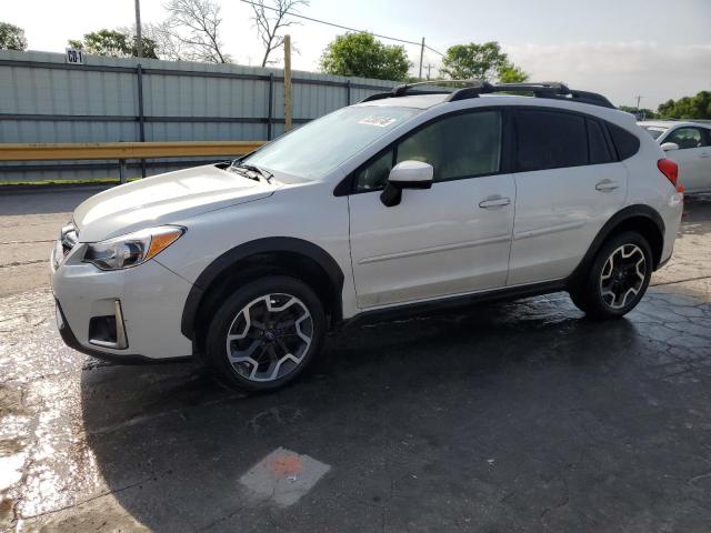  SUBARU CROSSTREK 2017 White