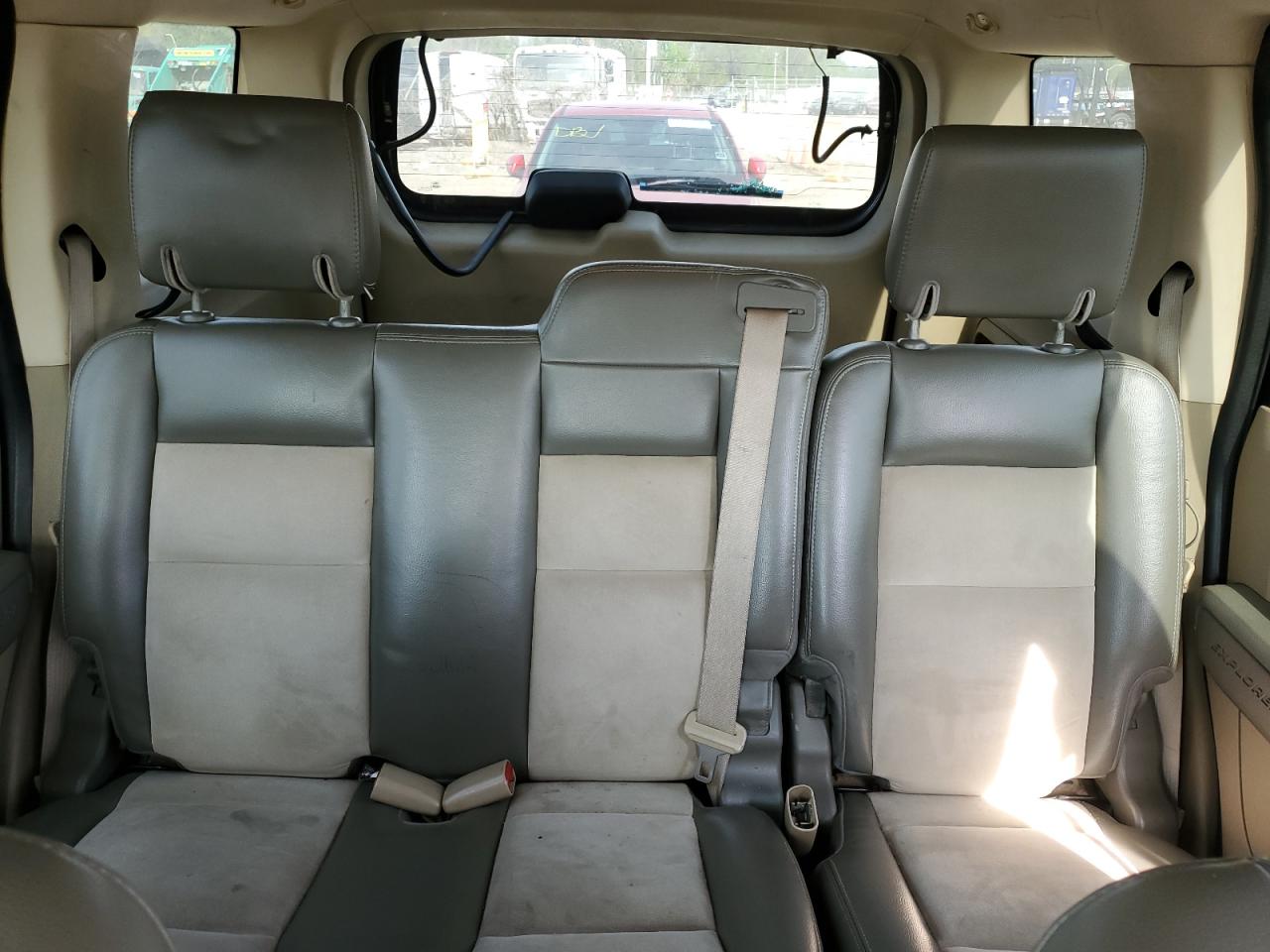 2007 Ford Explorer Eddie Bauer VIN: 1FMEU74E07UA74249 Lot: 54258065