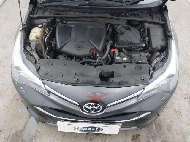 2015 TOYOTA AVENSIS EX