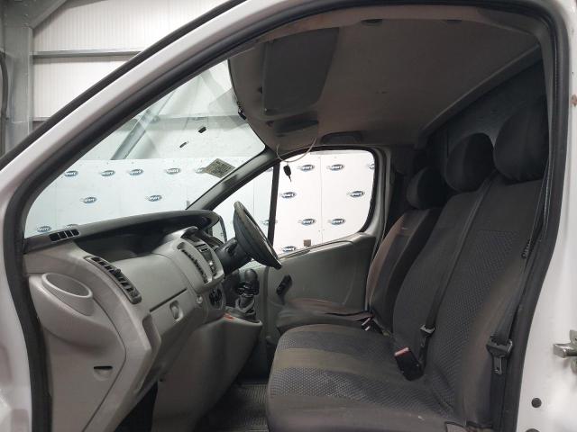 2008 VAUXHALL VIVARO 270