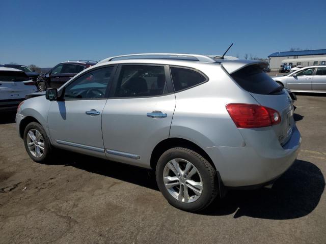  NISSAN ROGUE 2015 Серебристый