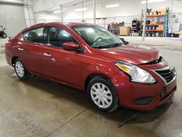  NISSAN VERSA 2019 Czerwony