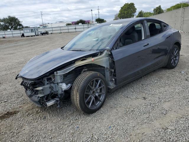  TESLA MODEL 3 2023 Серый