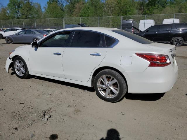 Sedans NISSAN ALTIMA 2013 Biały