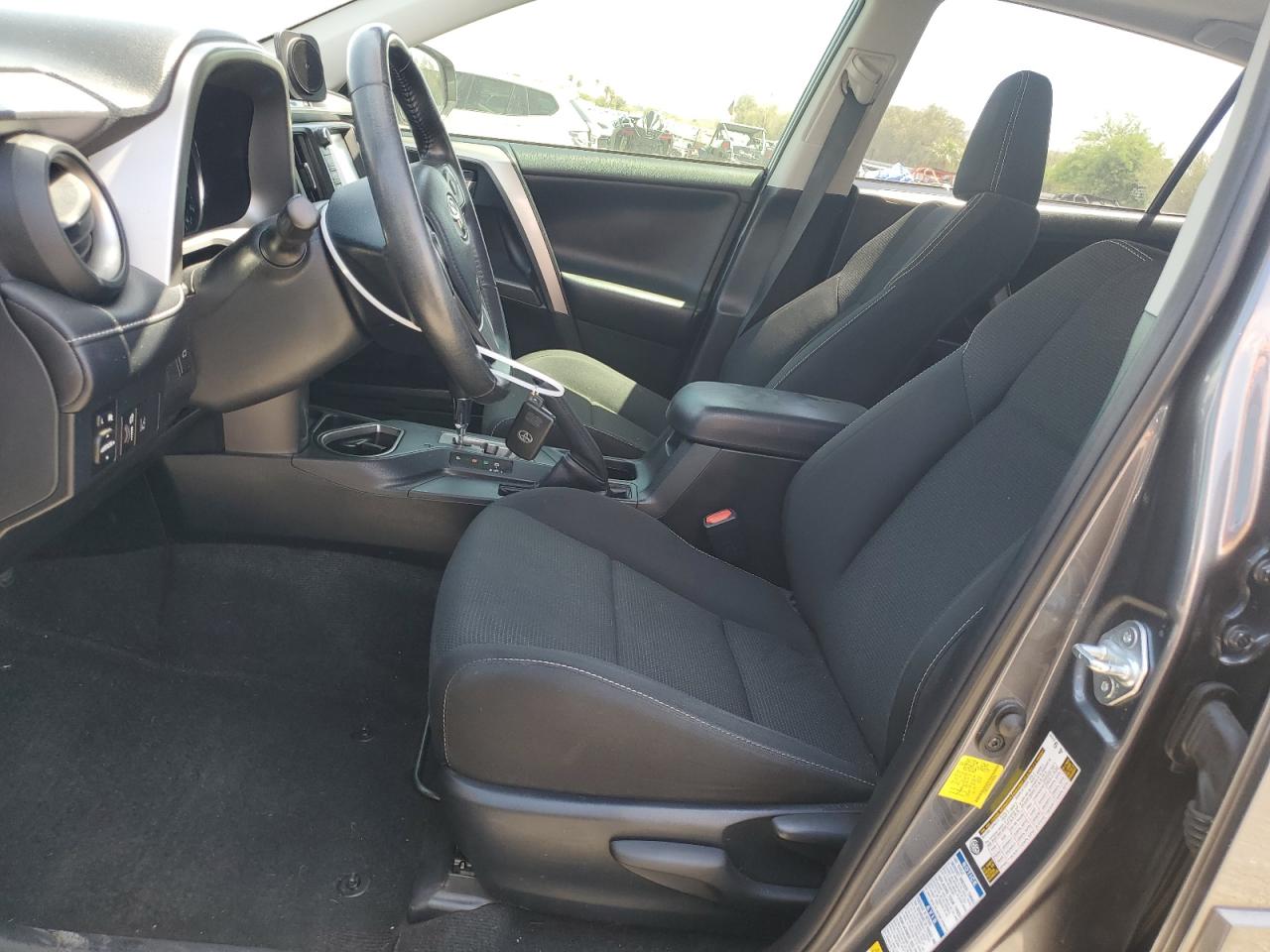 JTMRJREV6HD108804 2017 Toyota Rav4 Hv Le