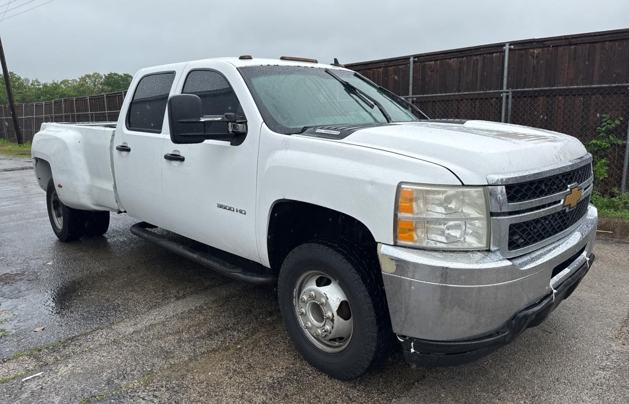 2013 Chevrolet Silverado C3500 for Sale in Grand Prairie, TX - Normal Wear