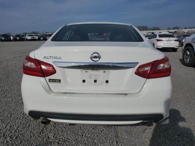 Sedans NISSAN ALTIMA 2016 White