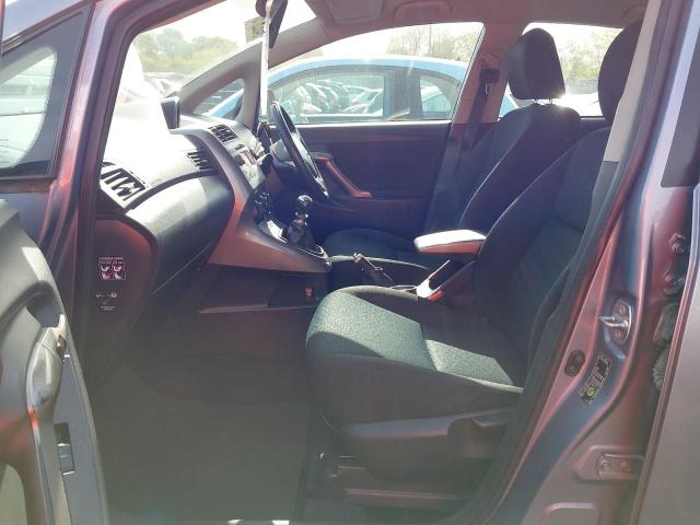 2010 TOYOTA VERSO TR D