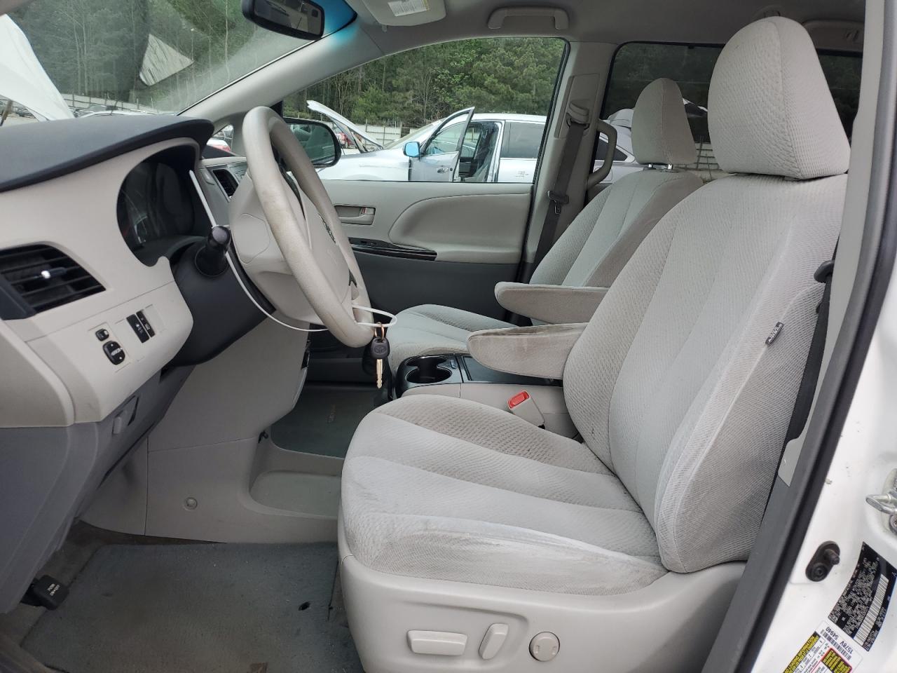 2012 Toyota Sienna Le VIN: 5TDKK3DC8CS265274 Lot: 54058245
