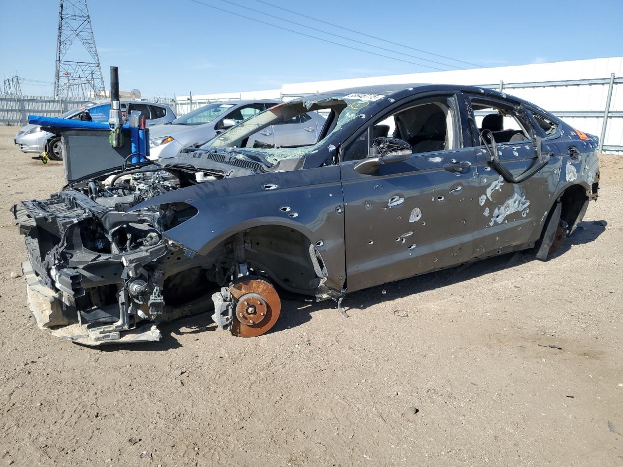 2016 Ford Fusion Se for Sale in Adelanto, CA - Vandalism