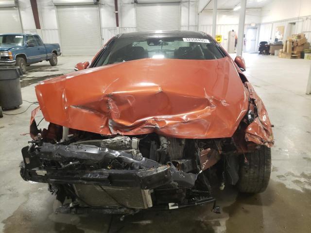  HYUNDAI SONATA 2015 Оранжевый