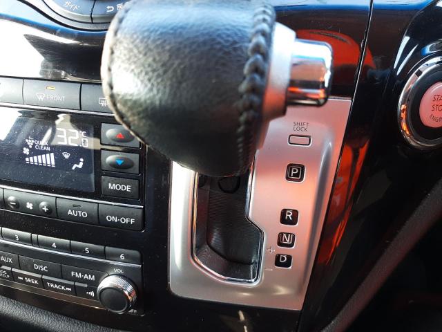 2012 NISSAN ELGRAND